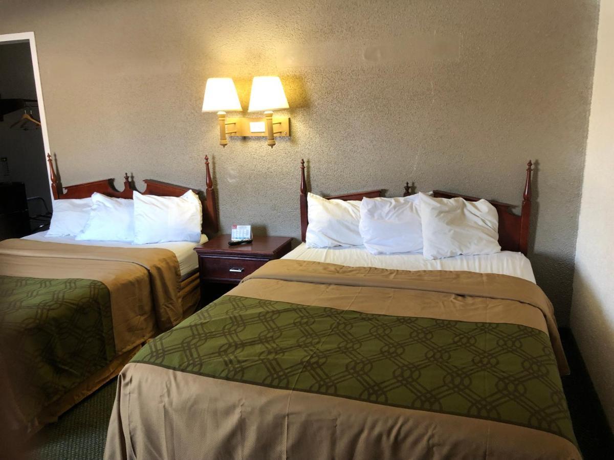 Econo Lodge Wisconsin Rapids Zewnętrze zdjęcie