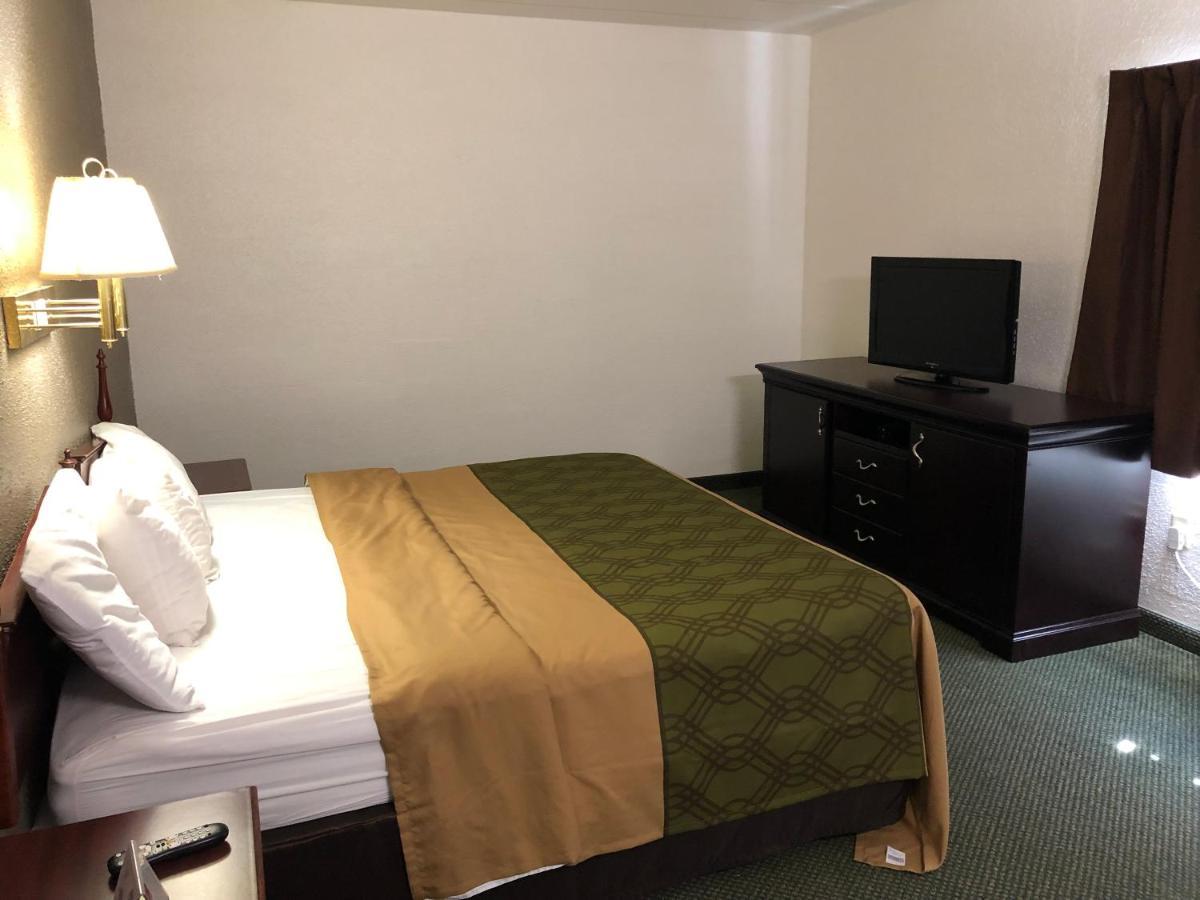 Econo Lodge Wisconsin Rapids Zewnętrze zdjęcie