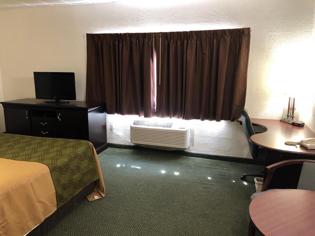 Econo Lodge Wisconsin Rapids Zewnętrze zdjęcie
