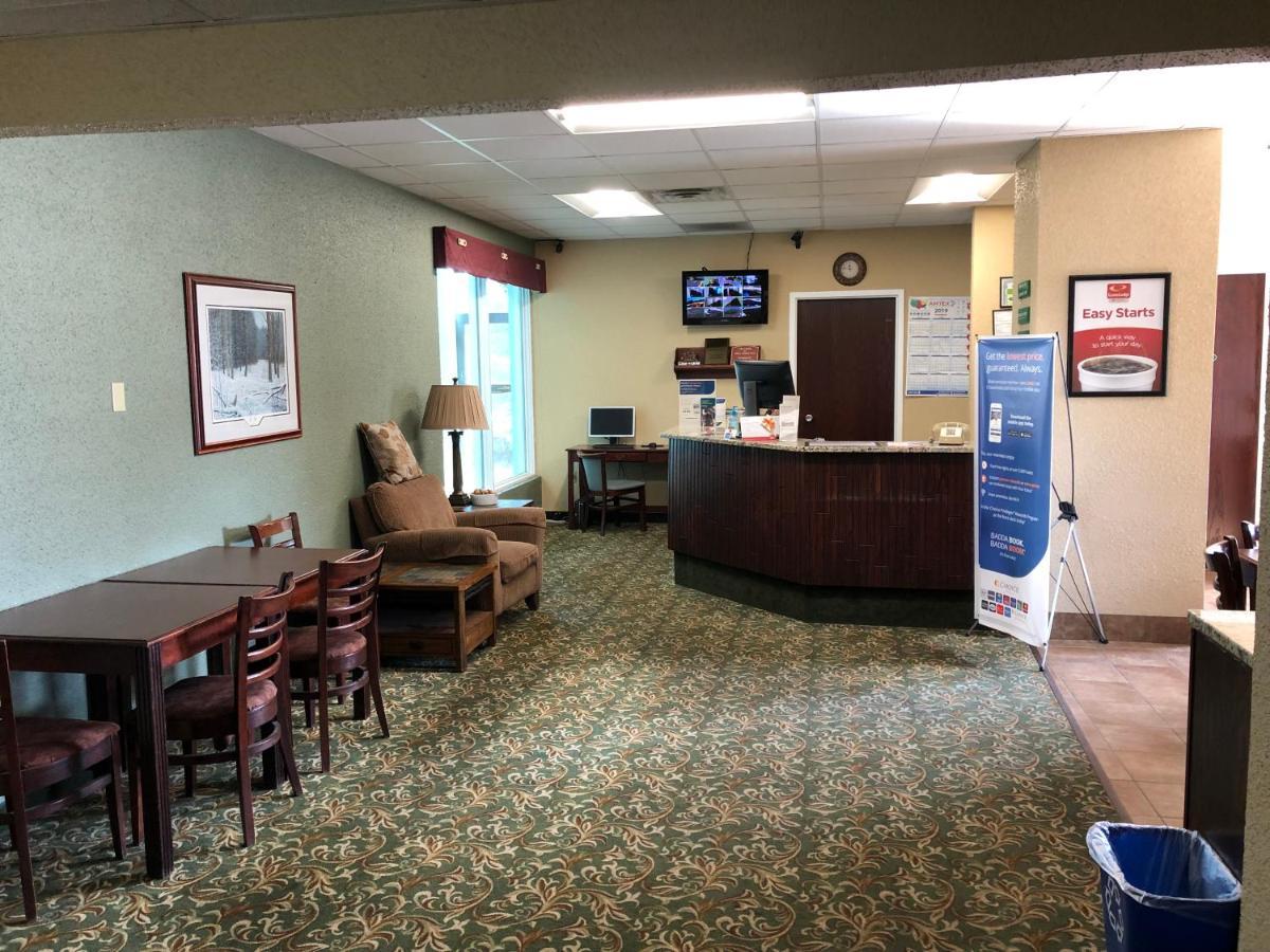 Econo Lodge Wisconsin Rapids Zewnętrze zdjęcie