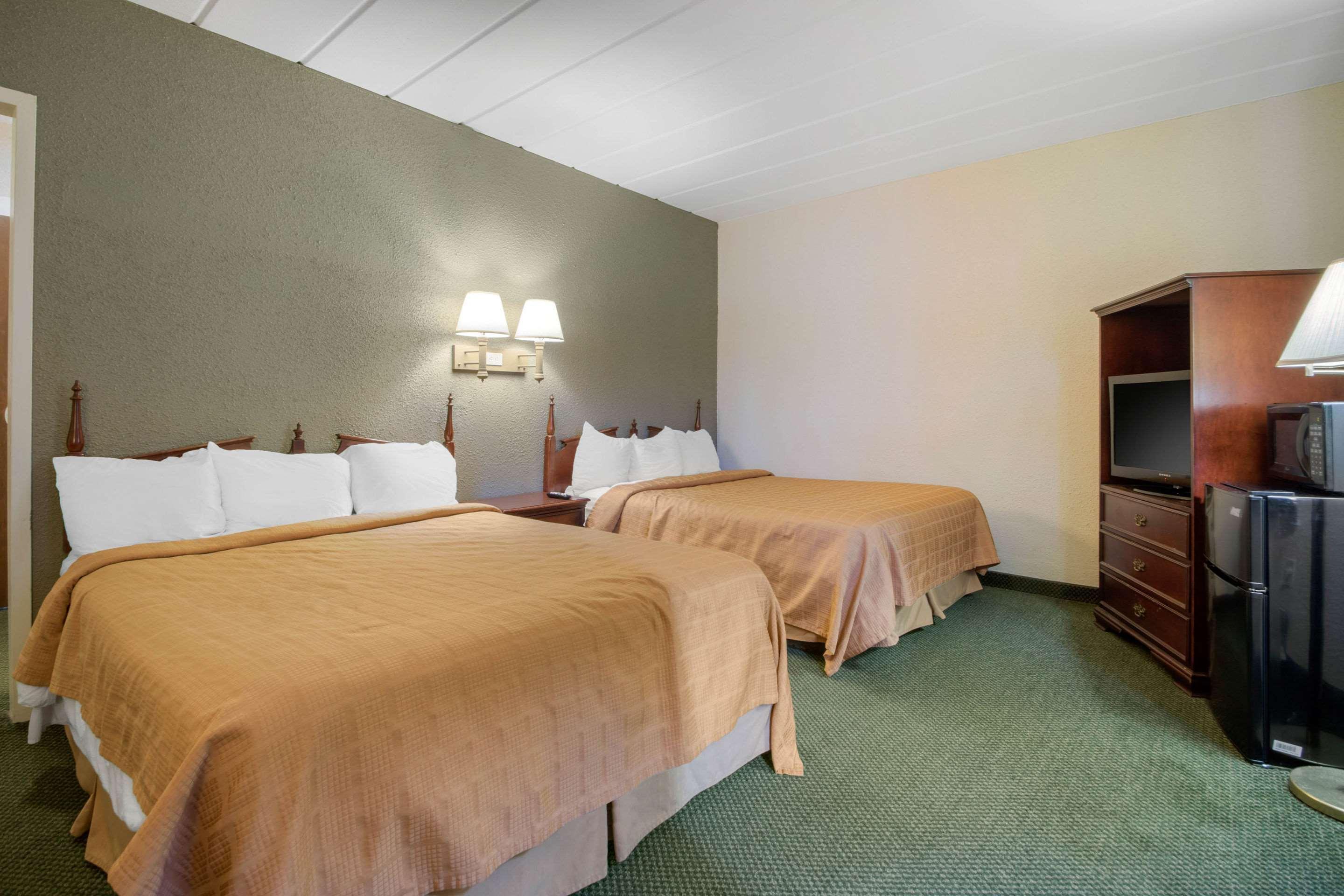Econo Lodge Wisconsin Rapids Zewnętrze zdjęcie