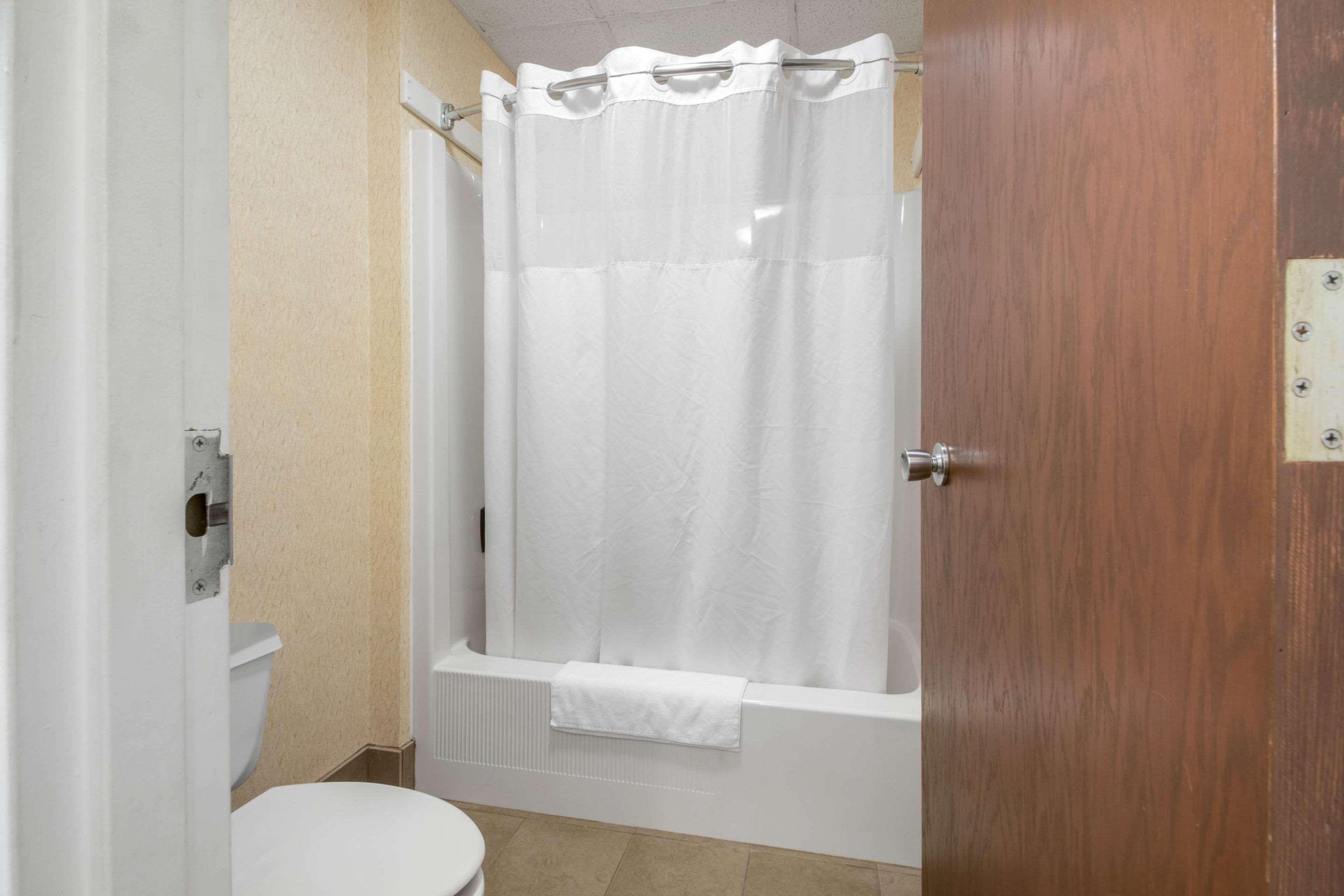 Econo Lodge Wisconsin Rapids Zewnętrze zdjęcie