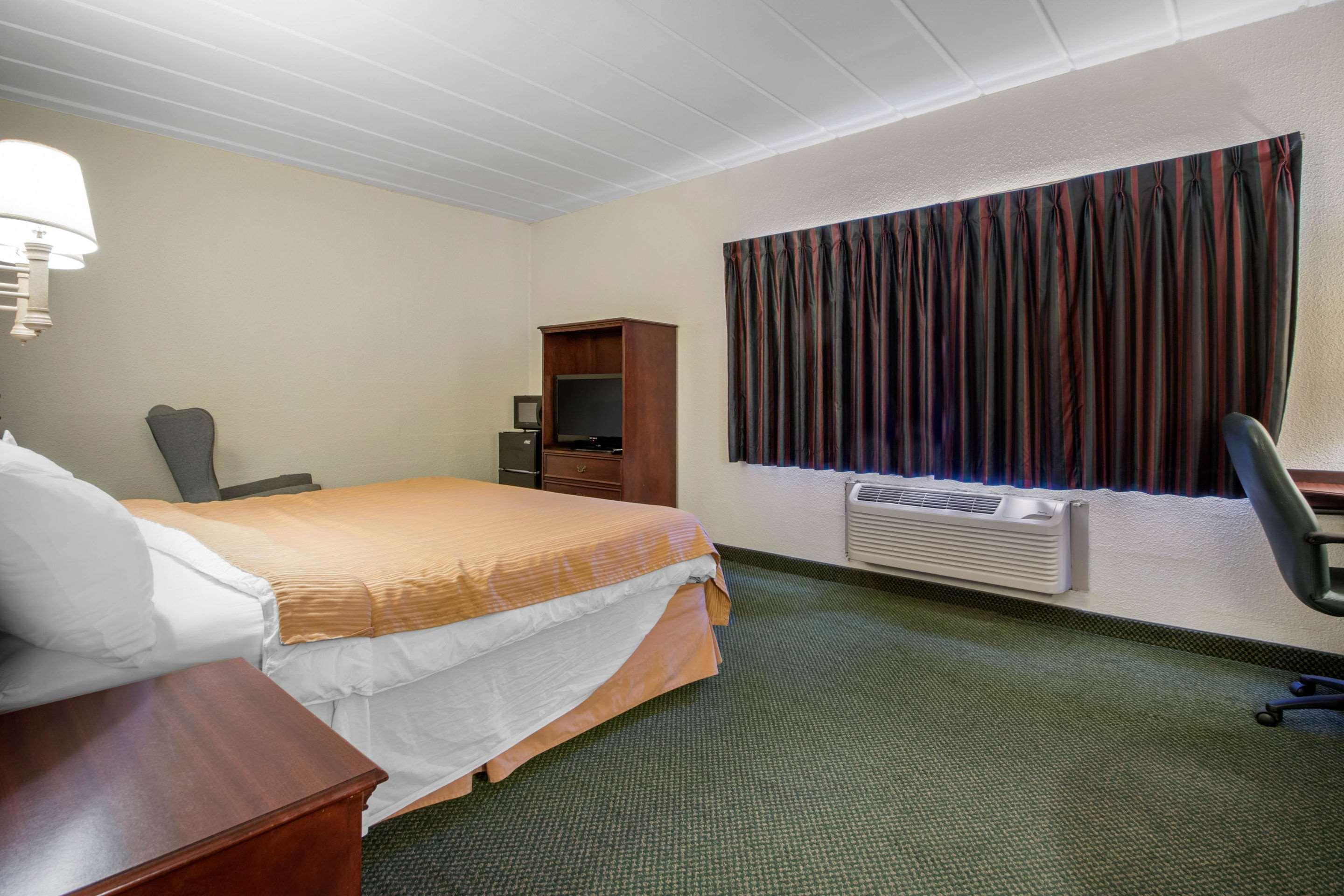 Econo Lodge Wisconsin Rapids Zewnętrze zdjęcie