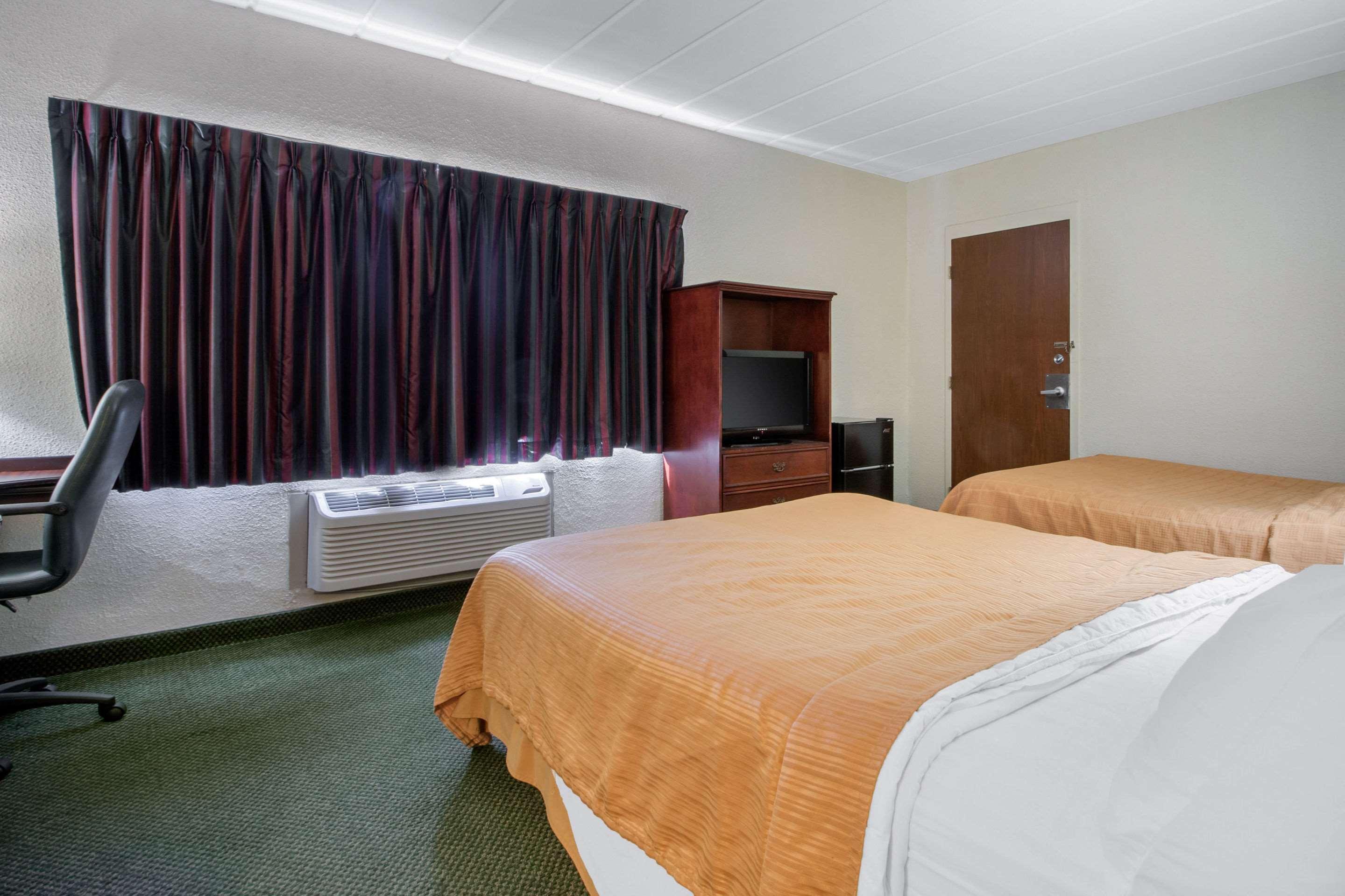 Econo Lodge Wisconsin Rapids Zewnętrze zdjęcie