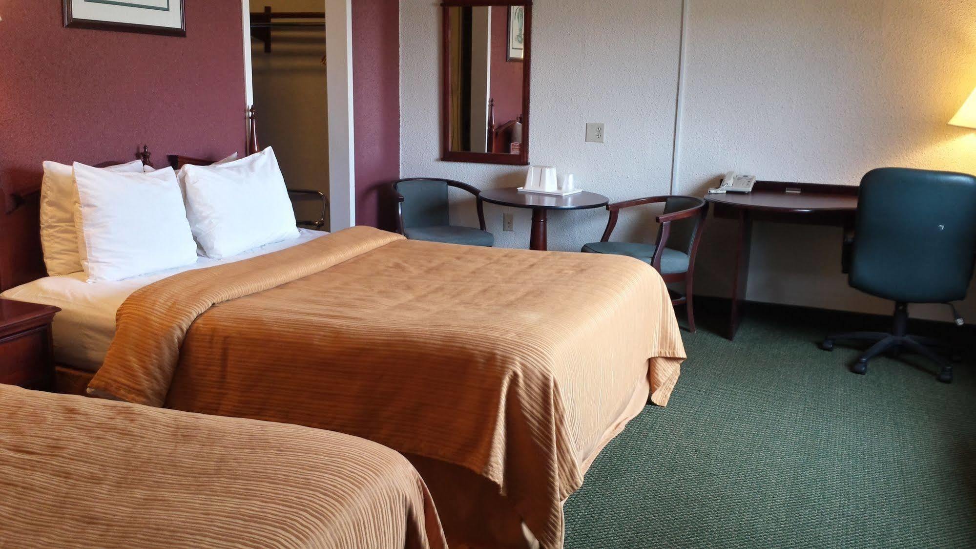 Econo Lodge Wisconsin Rapids Zewnętrze zdjęcie
